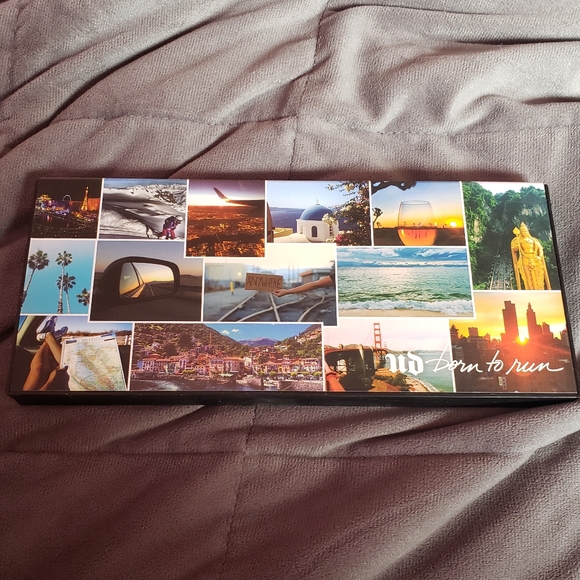 NWOT Urban Decay Born to Run Eyeshadow Palette - Picture 6 of 7